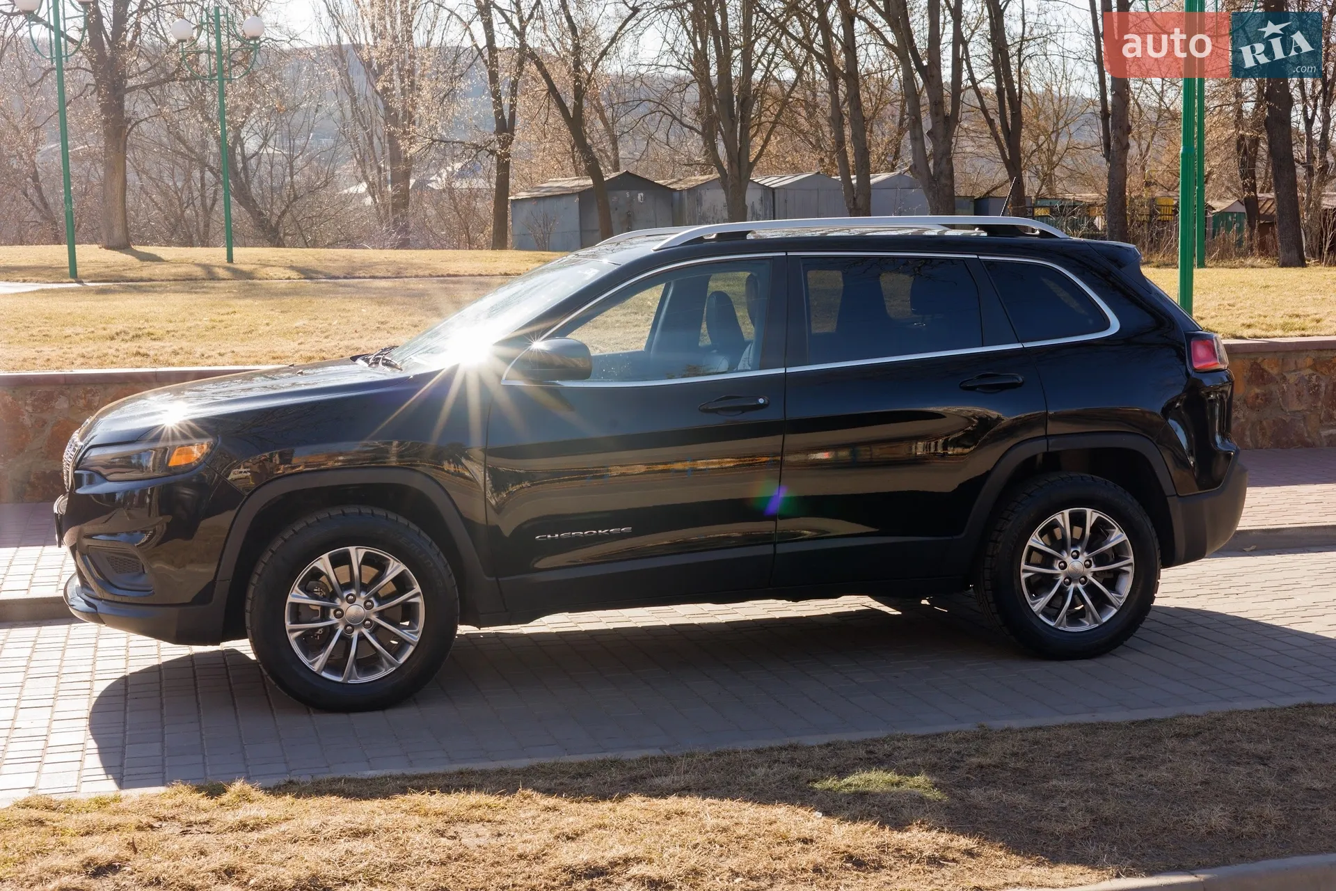 2018 Jeep Cherokee - мініатюра 11