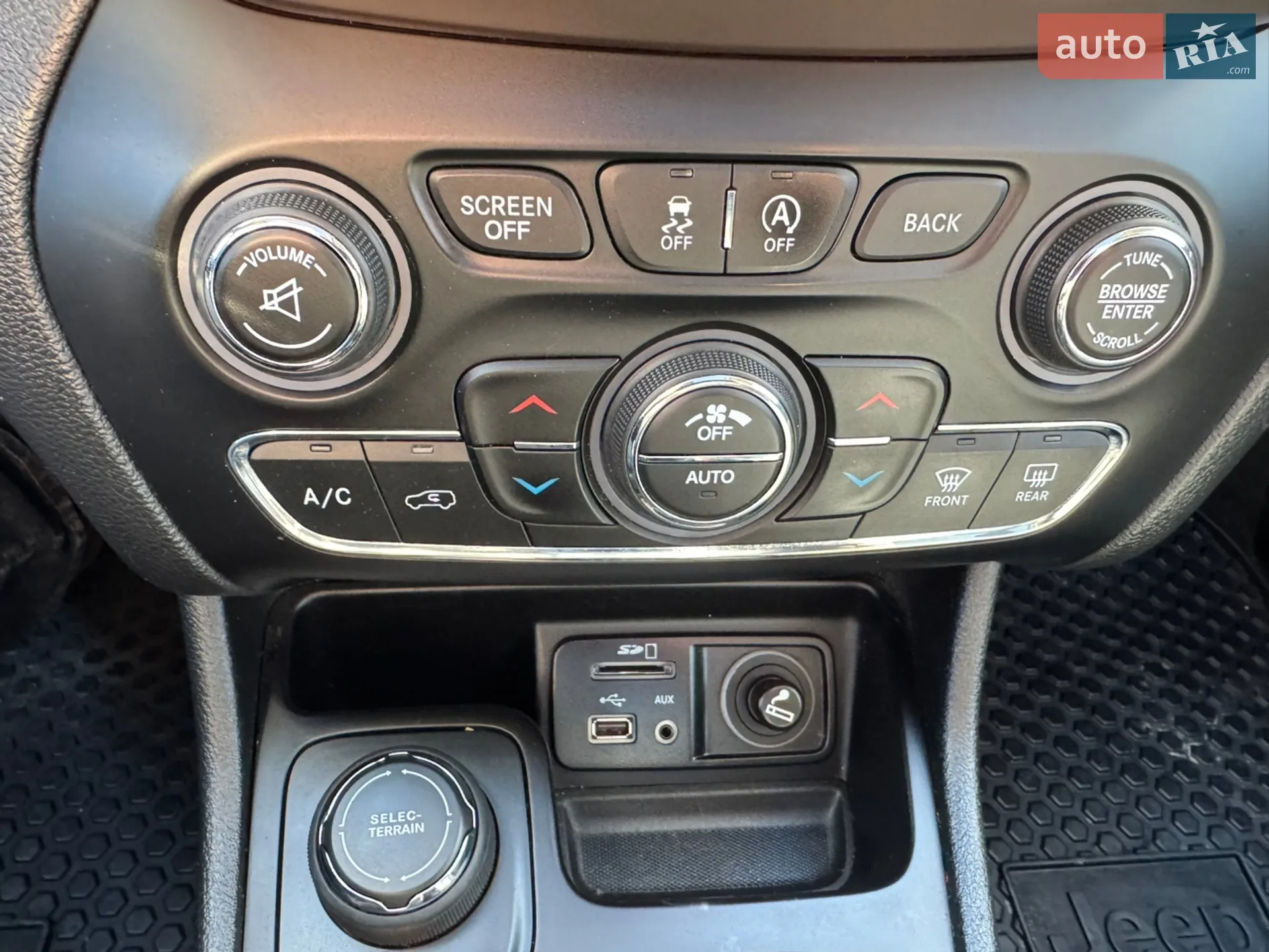 2015 Jeep Cherokee - мініатюра 35