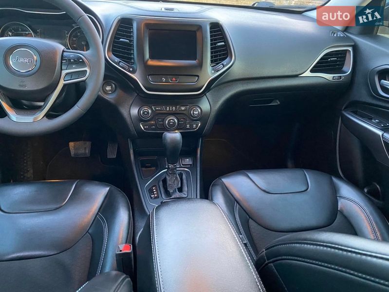 Внедорожник / Кроссовер Jeep Cherokee 2020 в Калуше