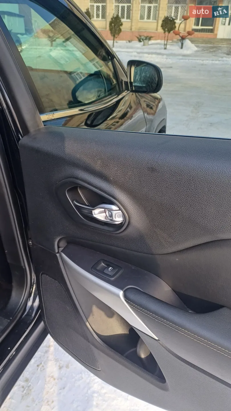 2017 Jeep Cherokee - фото 1