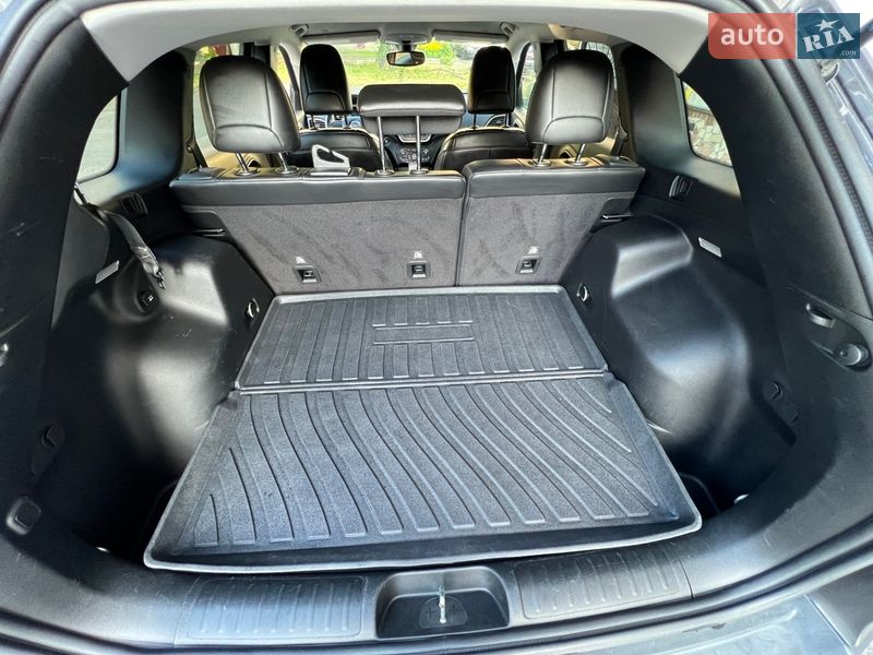 Внедорожник / Кроссовер Jeep Cherokee 2019 в Хмельницком