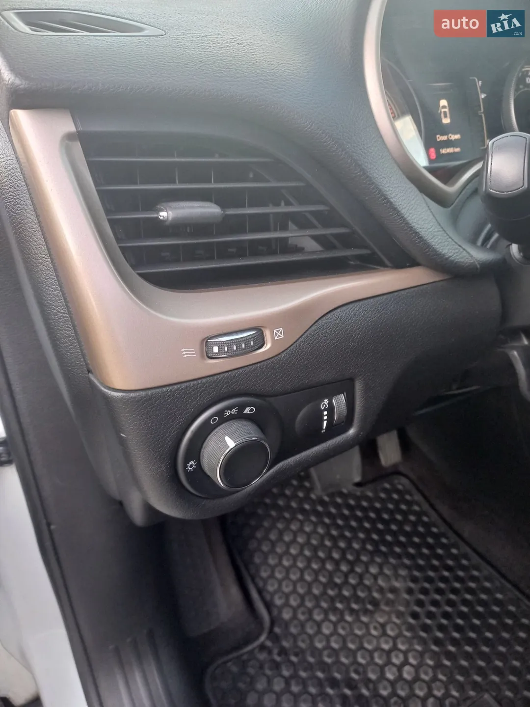 2016 Jeep Cherokee - мініатюра 8