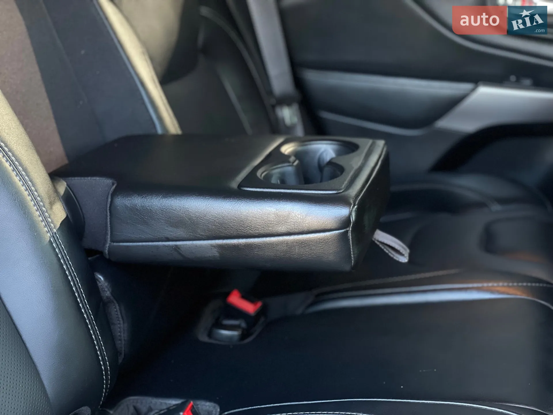 2022 Jeep Cherokee - мініатюра 31