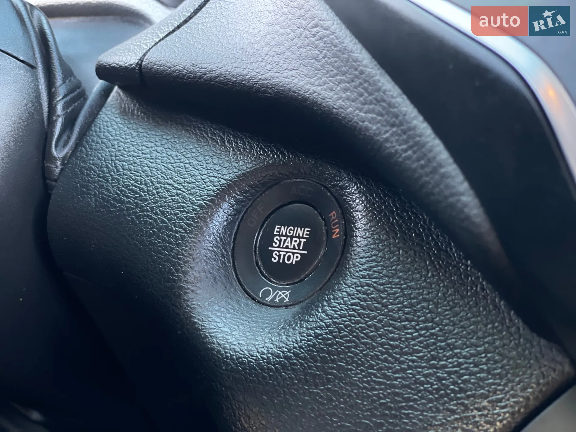 2022 Jeep Cherokee - мініатюра 41