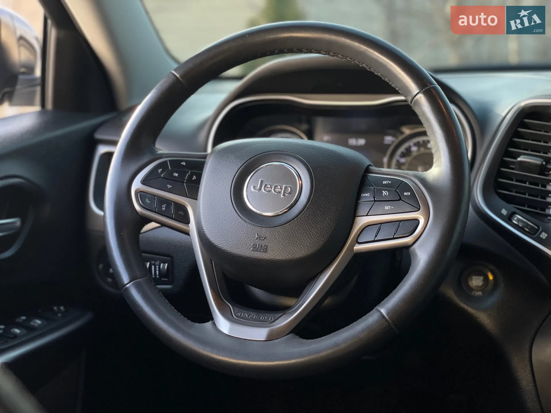 2022 Jeep Cherokee - мініатюра 50