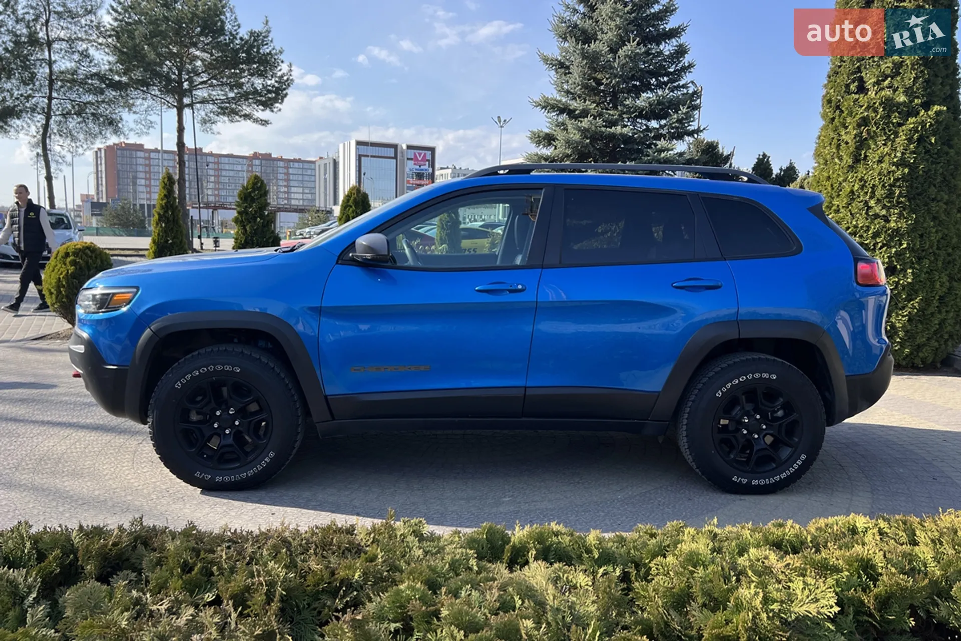 2021 Jeep Cherokee - мініатюра 4