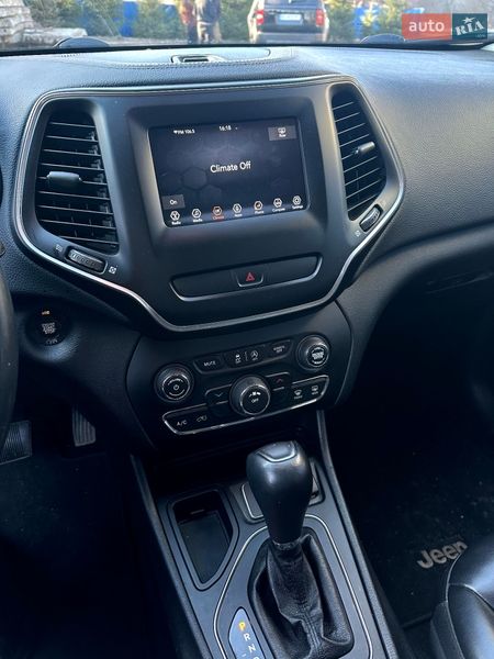 Позашляховик / Кросовер Jeep Cherokee 2018 в Києві