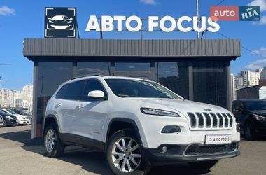 Позашляховик / Кросовер Jeep Cherokee 2015 в Києві