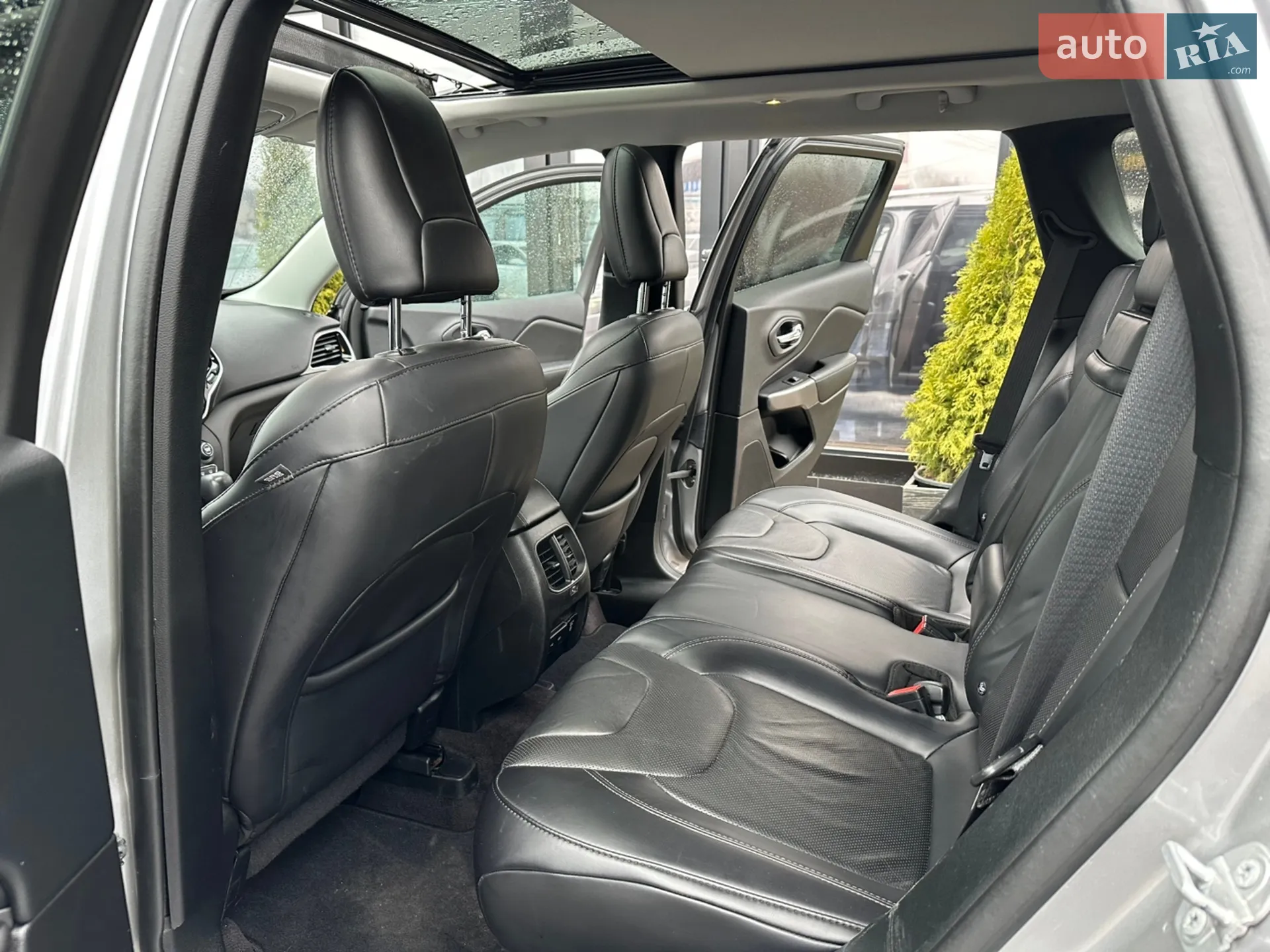 2018 Jeep Cherokee - мініатюра 18