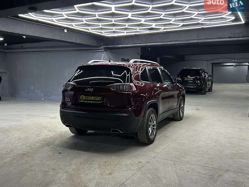 Внедорожник / Кроссовер Jeep Cherokee 2020 в Черновцах