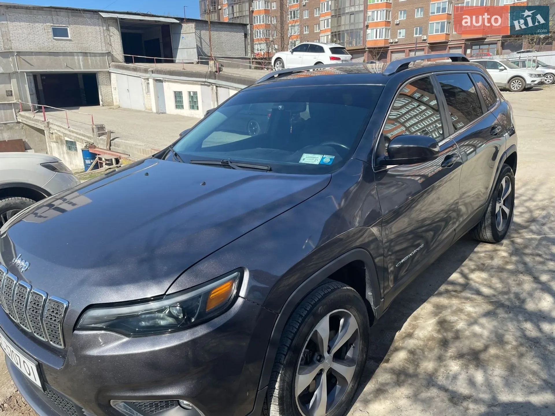 2020 Jeep Cherokee - мініатюра 14