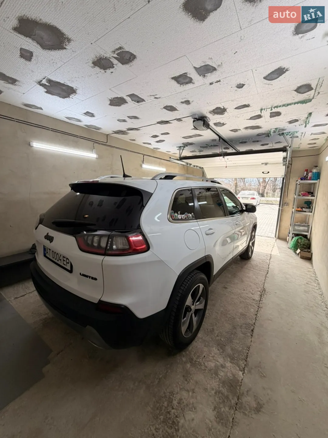 2019 Jeep Cherokee - мініатюра 14