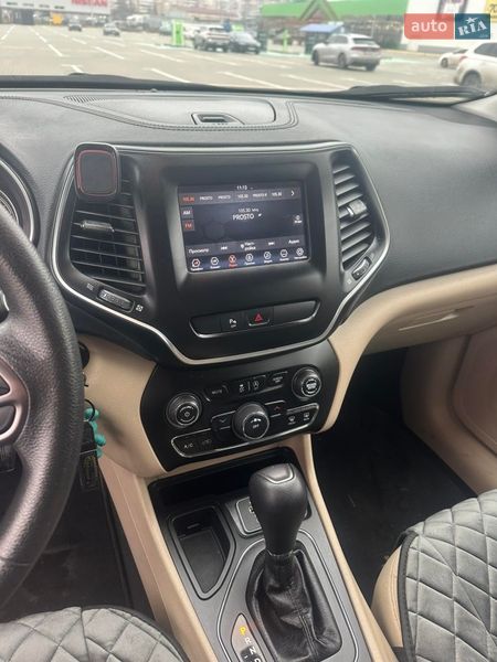 Позашляховик / Кросовер Jeep Cherokee 2019 в Одесі