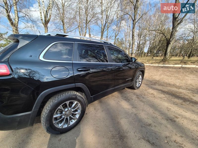 Внедорожник / Кроссовер Jeep Cherokee 2018 в Локачах