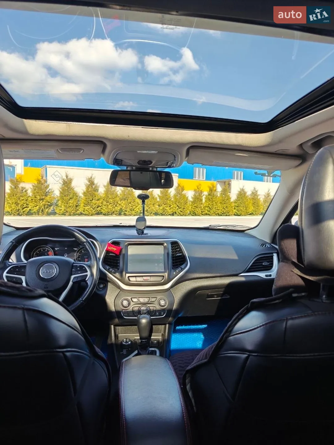 2017 Jeep Cherokee - мініатюра 12