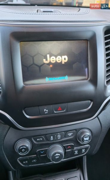 Внедорожник / Кроссовер Jeep Cherokee 2020 в Виннице