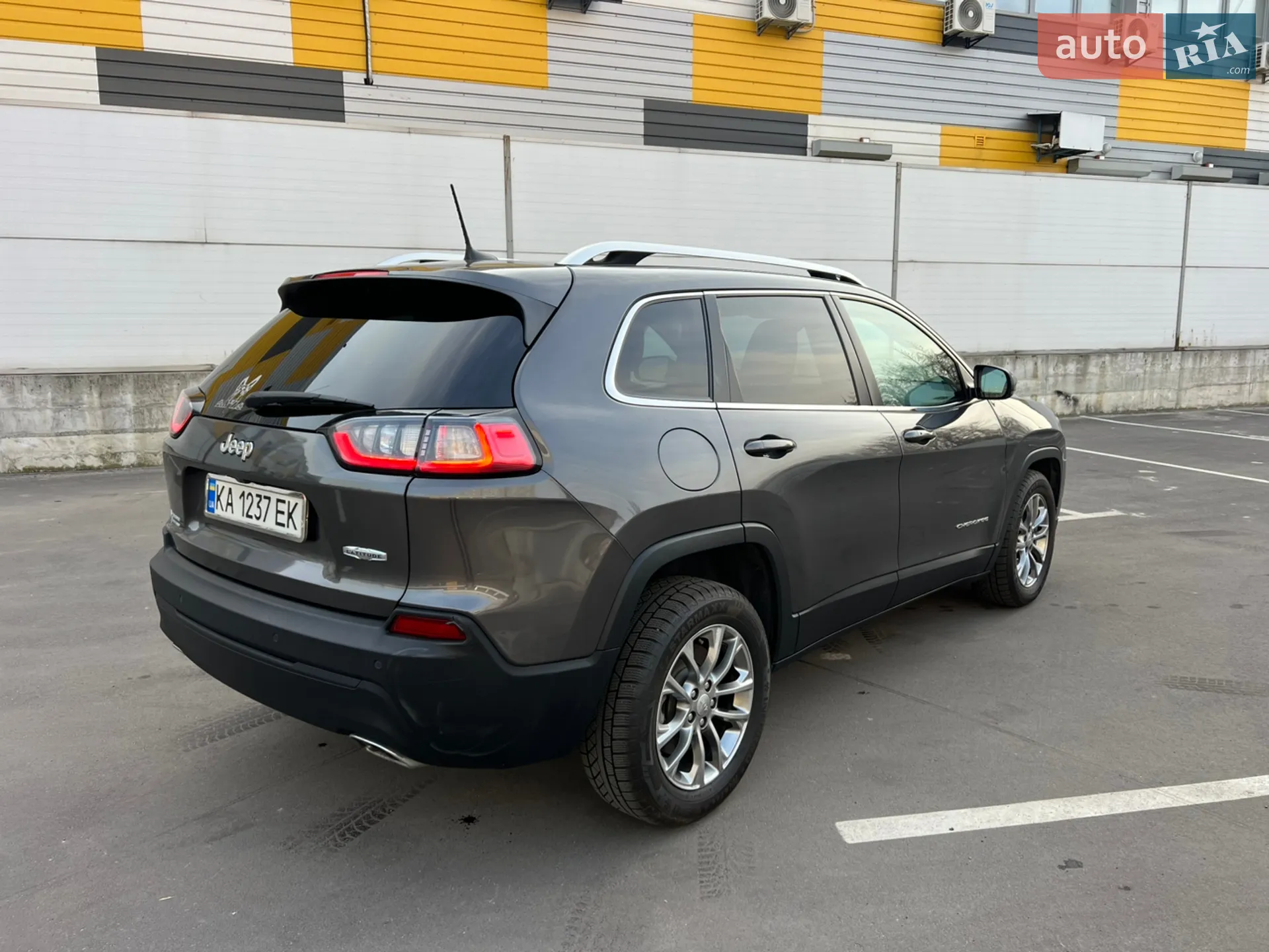 2018 Jeep Cherokee - мініатюра 3