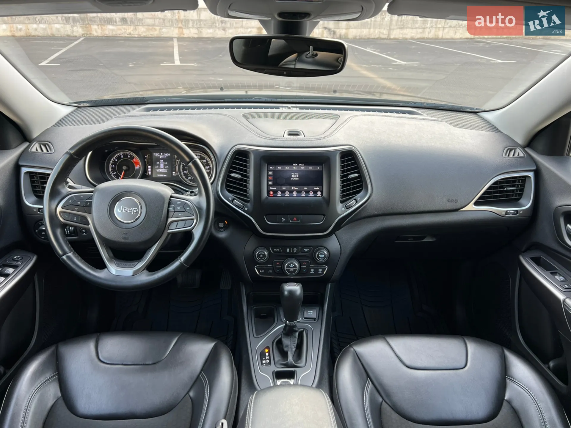 2018 Jeep Cherokee - мініатюра 28