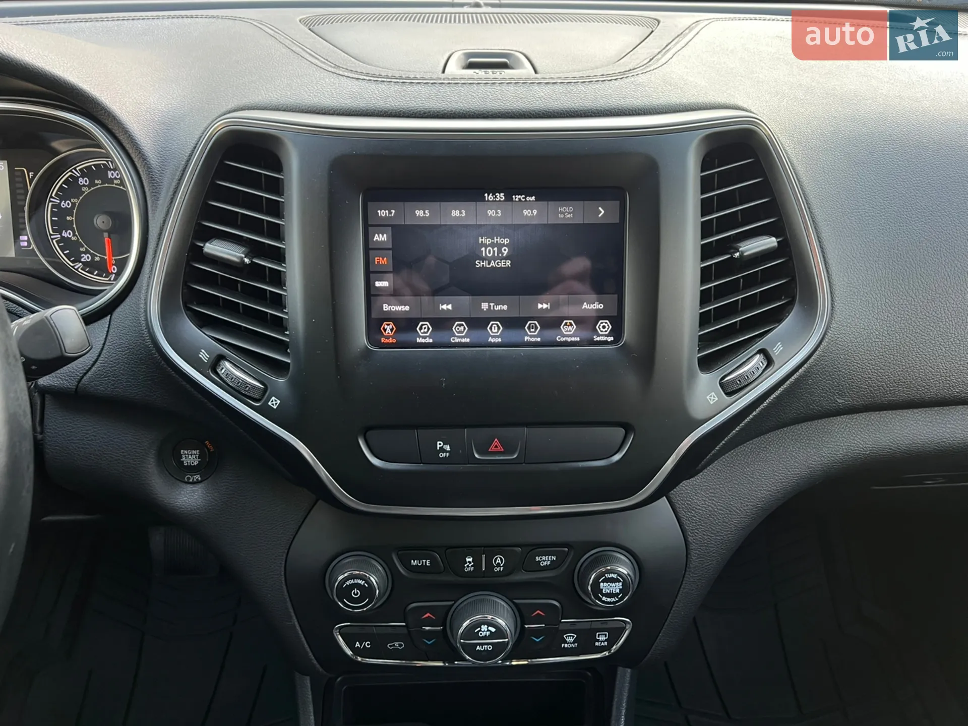 2018 Jeep Cherokee - мініатюра 33