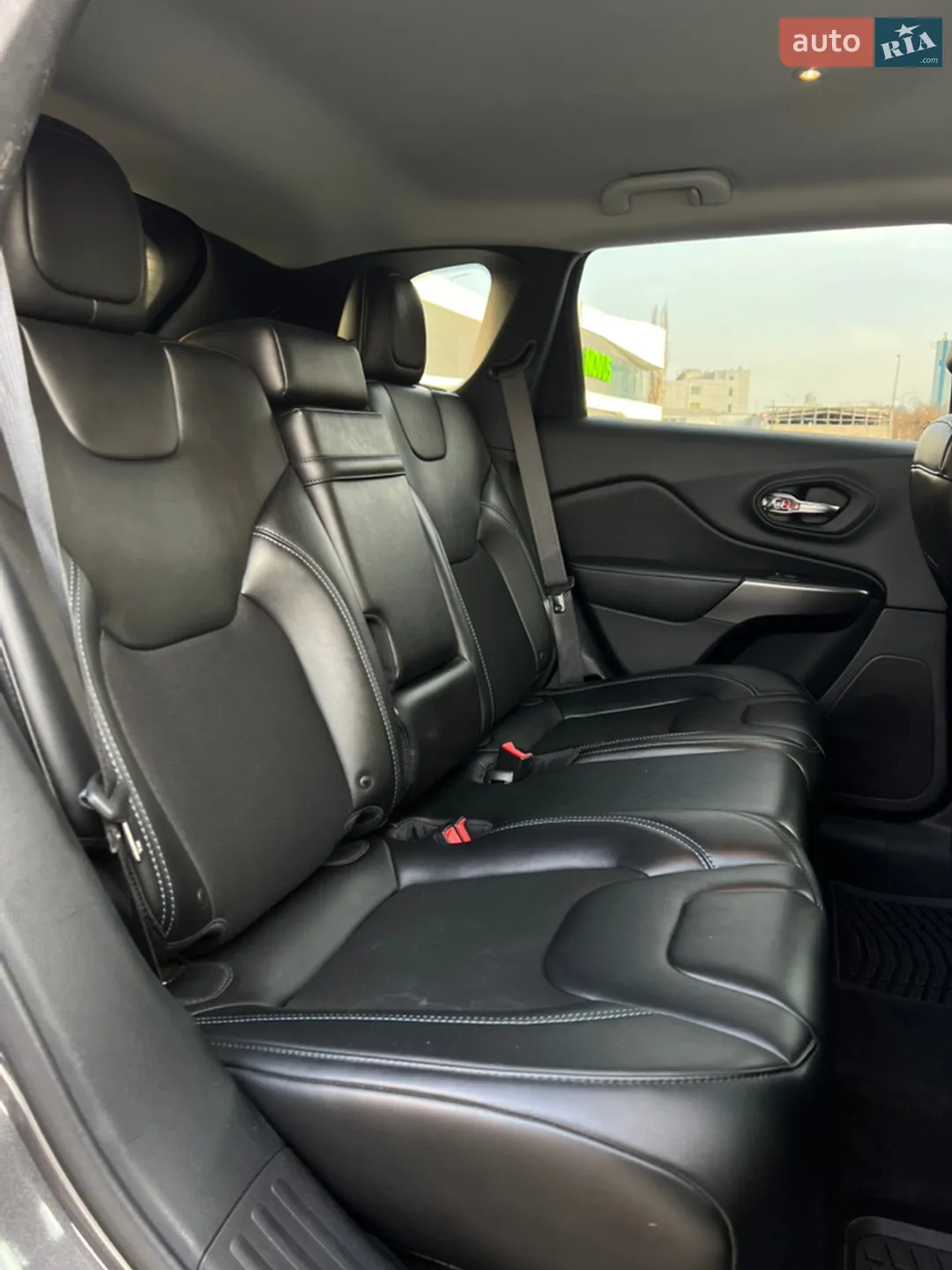2018 Jeep Cherokee - мініатюра 36