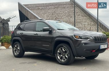 Внедорожник / Кроссовер Jeep Cherokee 2018 в Киеве