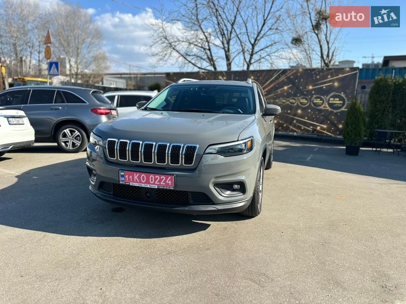 Внедорожник / Кроссовер Jeep Cherokee 2021 в Киеве
