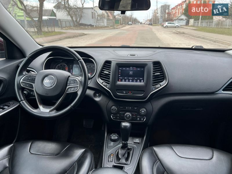 Позашляховик / Кросовер Jeep Cherokee 2018 в Чернігові