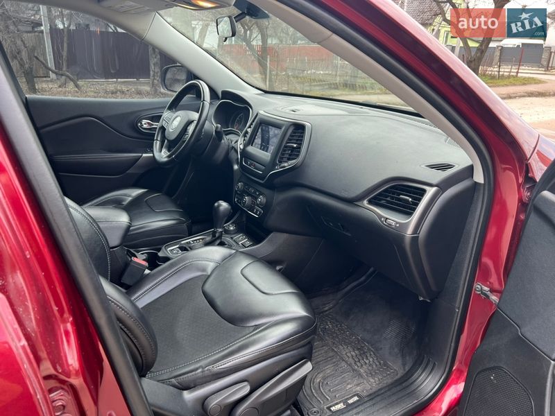 Позашляховик / Кросовер Jeep Cherokee 2018 в Чернігові