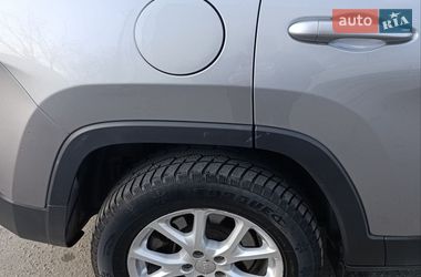 Внедорожник / Кроссовер Jeep Cherokee 2016 в Харькове