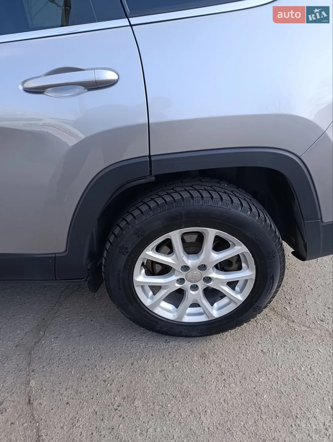 2016 Jeep Cherokee - мініатюра 13
