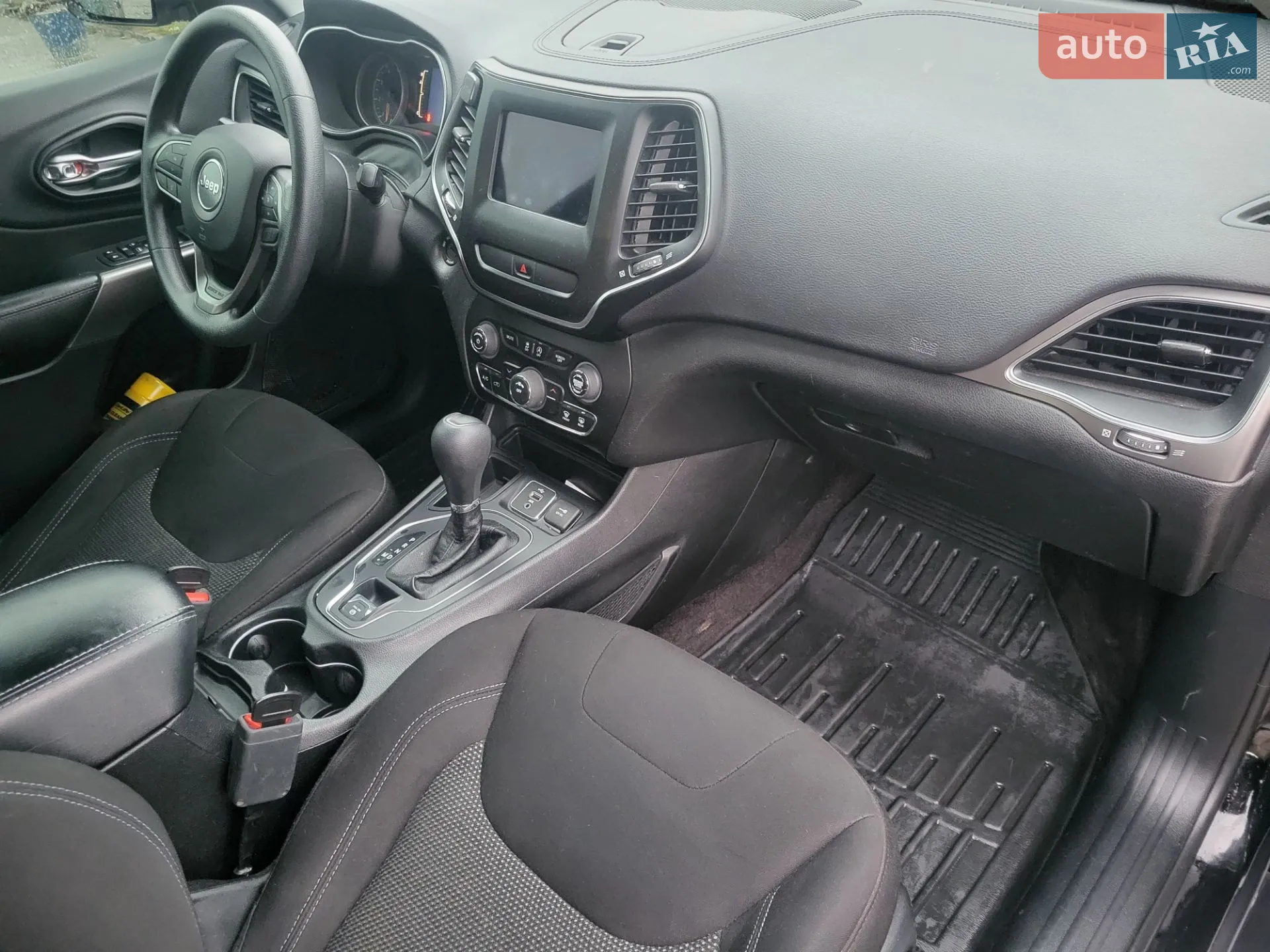 2018 Jeep Cherokee - мініатюра 19