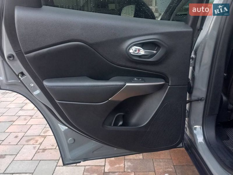 Позашляховик / Кросовер Jeep Cherokee 2019 в Івано-Франківську