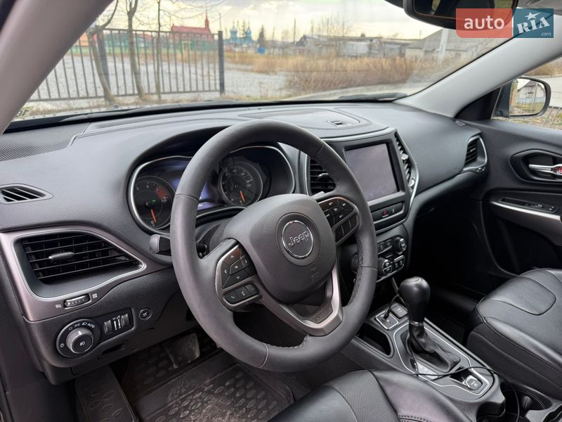 Внедорожник / Кроссовер Jeep Cherokee 2022 в Бердичеве
