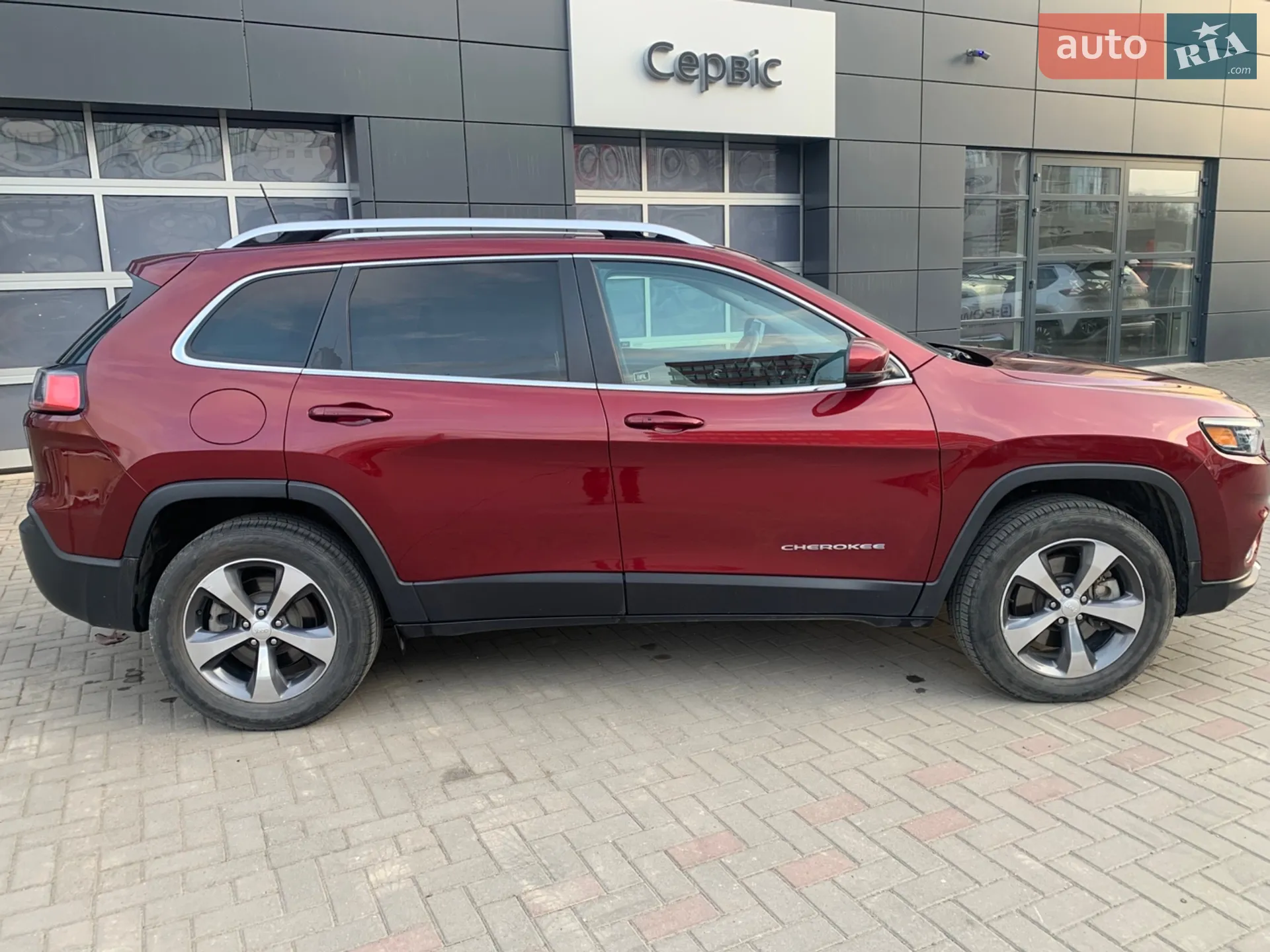 2019 Jeep Cherokee - мініатюра 19