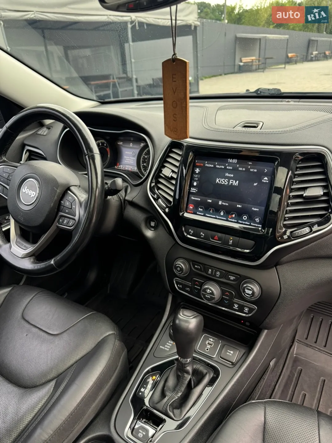 2020 Jeep Cherokee - мініатюра 9