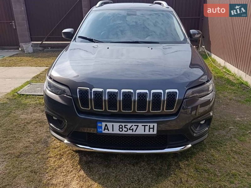 Внедорожник / Кроссовер Jeep Cherokee 2019 в Киеве