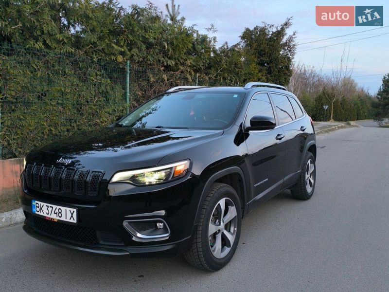 Позашляховик / Кросовер Jeep Cherokee 2020 в Рівному