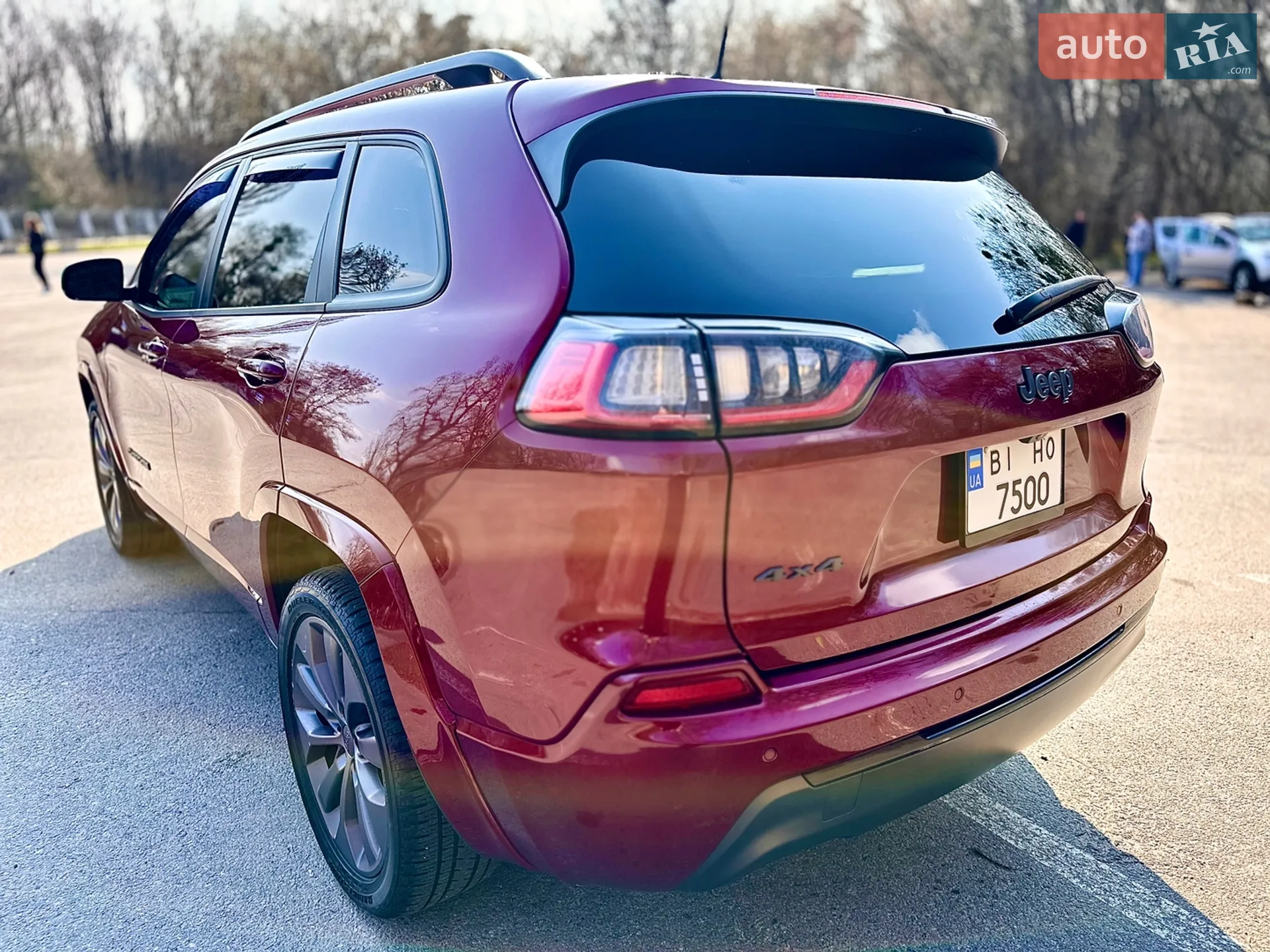2019 Jeep Cherokee - мініатюра 6