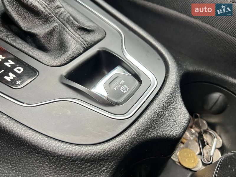 Внедорожник / Кроссовер Jeep Cherokee 2021 в Киеве