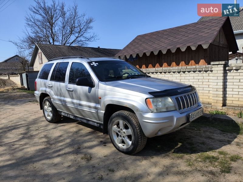 Позашляховик / Кросовер Jeep Cherokee 2005 в Заставній