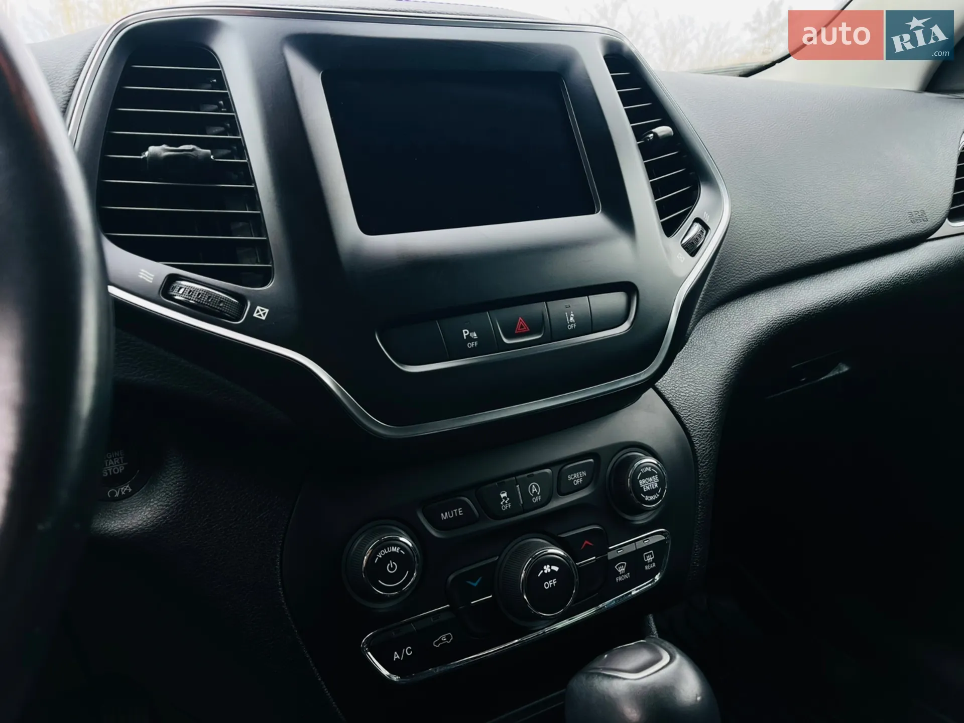 2021 Jeep Cherokee - мініатюра 26