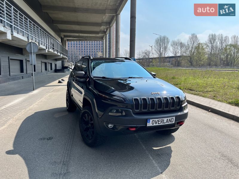 Внедорожник / Кроссовер Jeep Cherokee 2016 в Киеве фото 9 Внедорожник / Кроссовер Jeep Cherokee 2016 в Киеве