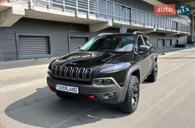 Внедорожник / Кроссовер Jeep Cherokee 2016 в Киеве