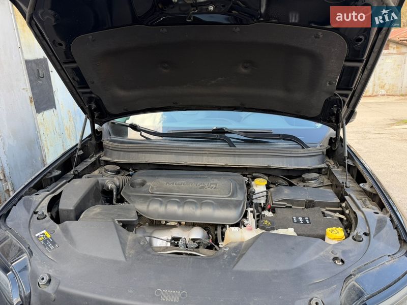 Внедорожник / Кроссовер Jeep Cherokee 2019 в Киеве