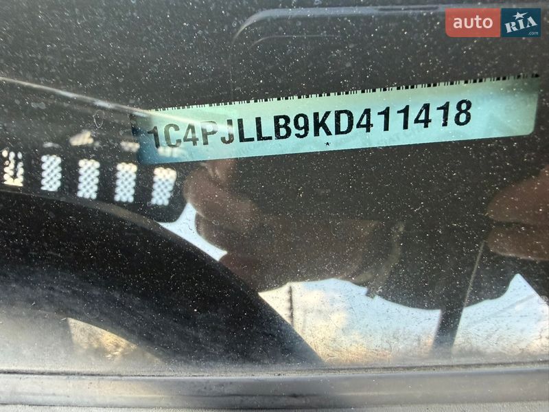 Внедорожник / Кроссовер Jeep Cherokee 2019 в Киеве