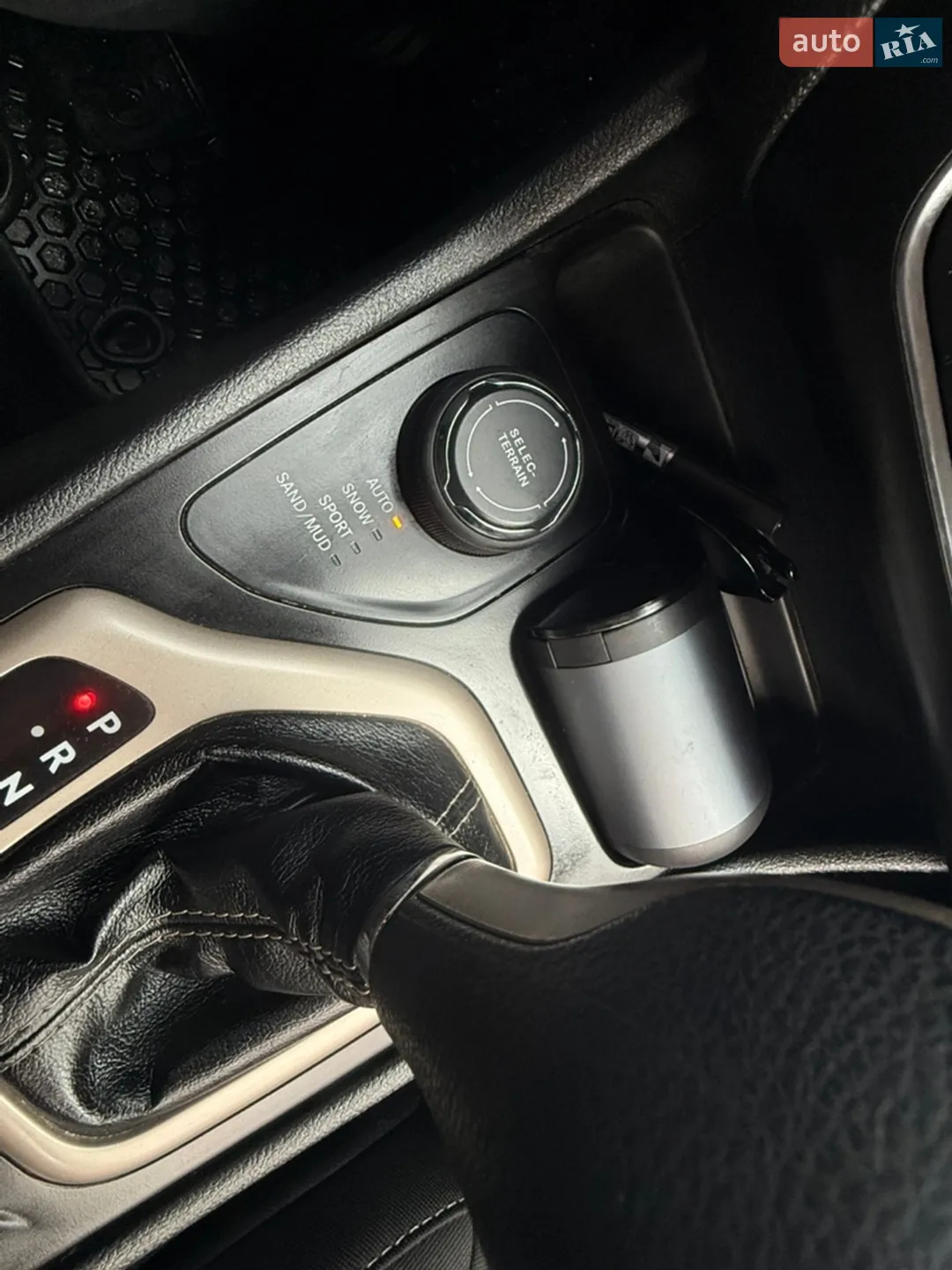 2014 Jeep Cherokee - мініатюра 12