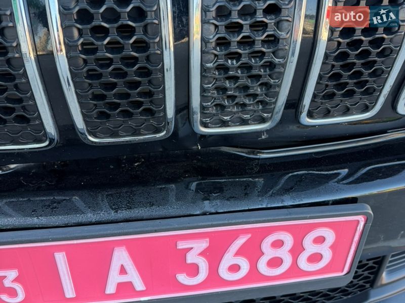 Внедорожник / Кроссовер Jeep Cherokee 2019 в Киеве