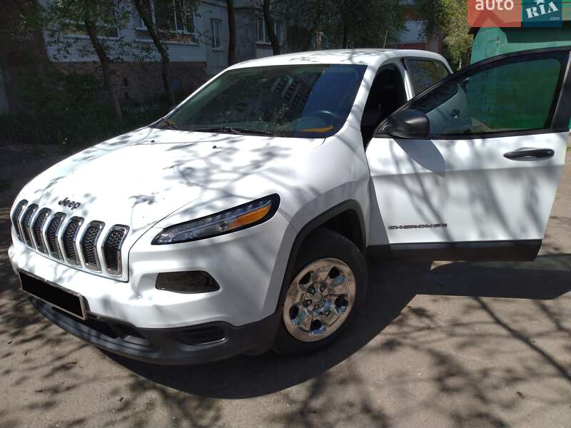 Позашляховик / Кросовер Jeep Cherokee 2014 в Чернігові фото 4 Позашляховик / Кросовер Jeep Cherokee 2014 в Чернігові