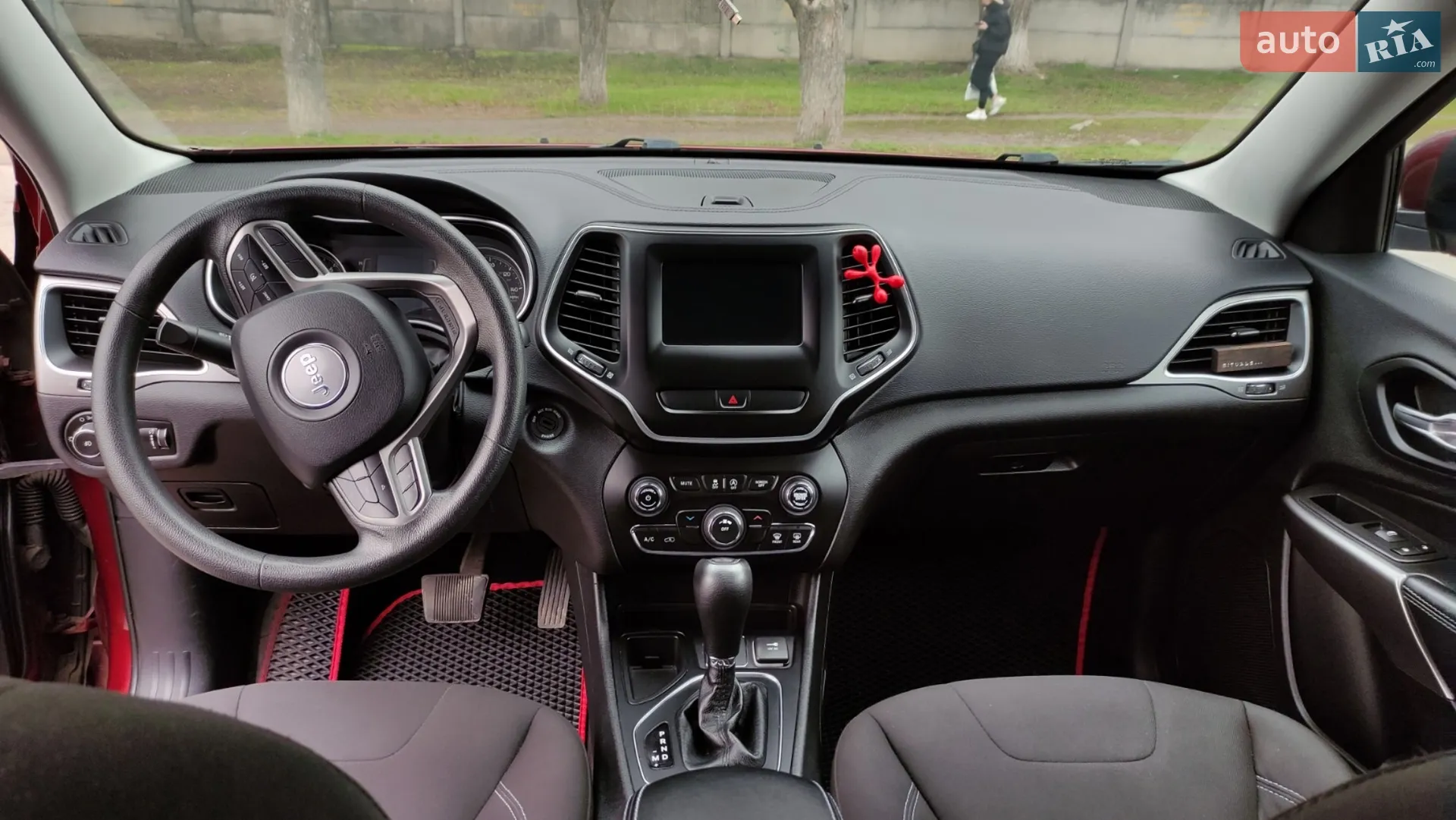 2018 Jeep Cherokee - мініатюра 15
