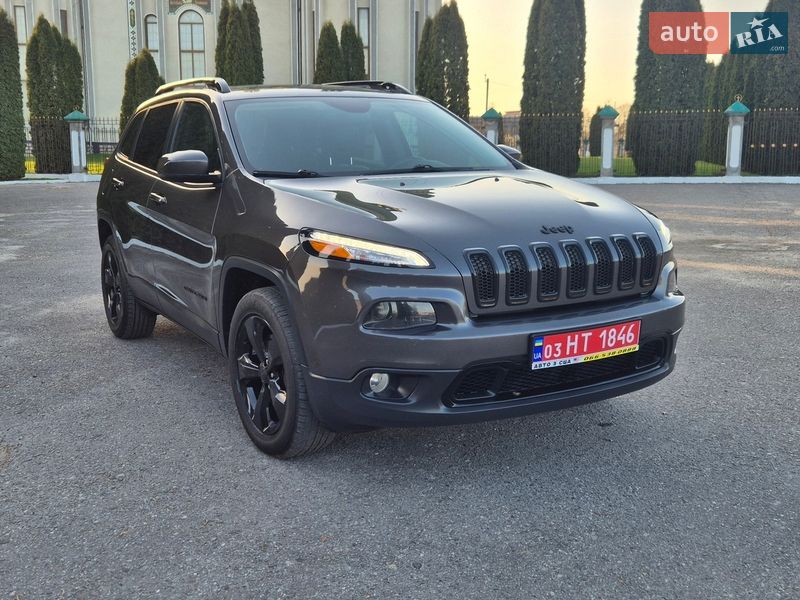 Внедорожник / Кроссовер Jeep Cherokee 2017 в Дубно фото Внедорожник / Кроссовер Jeep Cherokee 2017 в Дубно